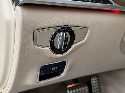 Used 2015 Mercedes-Benz S 550 4MATIC Sedan image 36