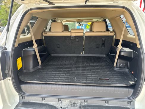 Used 2017 Toyota 4Runner Limited image 37