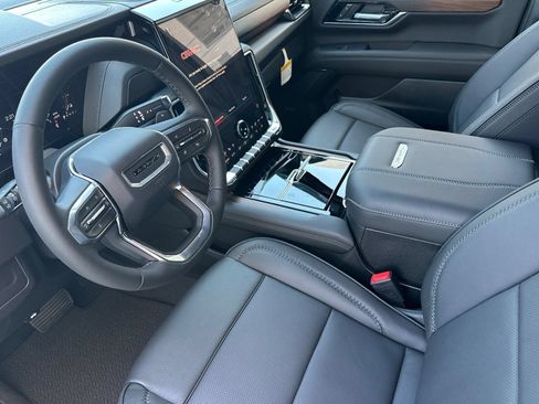 New 2026 GMC Yukon XL Denali w/ Sun & Power Step Package AWD/4WD image 11
