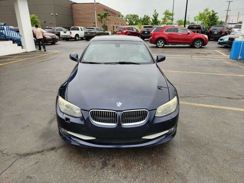 Used 2011 BMW 335i Convertible image 8