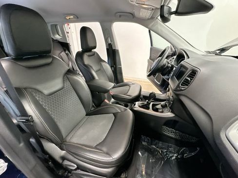 Used 2018 Jeep Compass Latitude w/ Popular Equipment Group AWD/4WD image 22