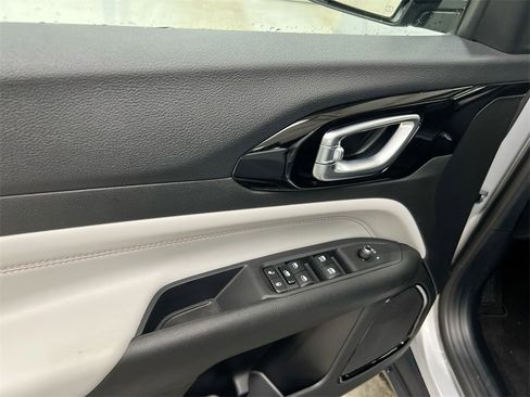 New 2026 Jeep Compass Limited image 20