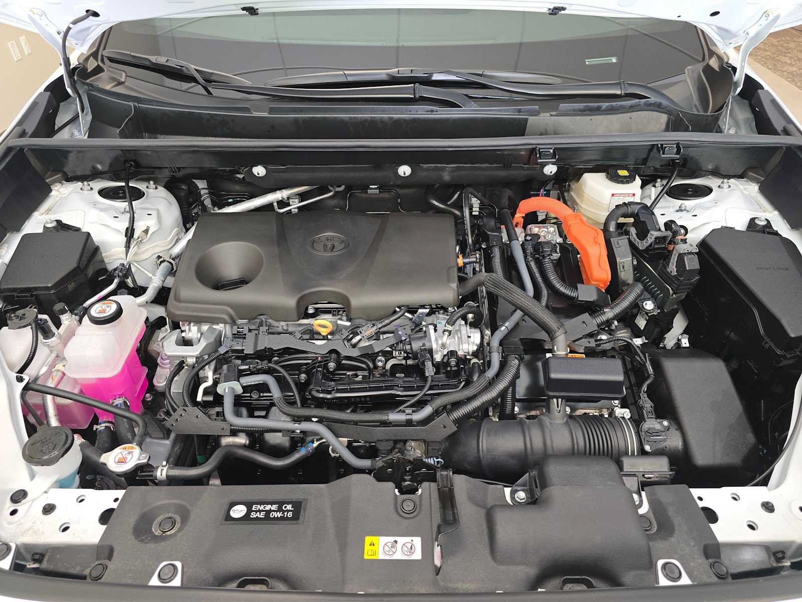 Certified 2024 Toyota RAV4 SE w/ Convenience Package AWD/4WD image 9