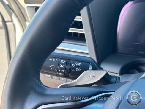 Used 2025 Lexus GX 550 w/ Accessory Package (31) image 17