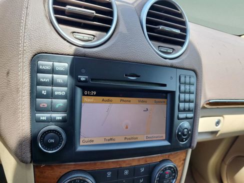 Used 2009 Mercedes-Benz GL 450 4MATIC image 21