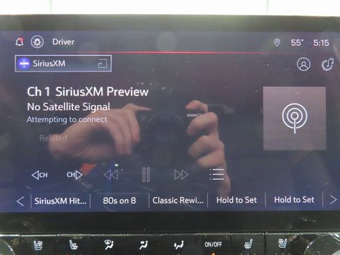 Used 2025 GMC Canyon AT4 w/ Technology Plus Package image 22