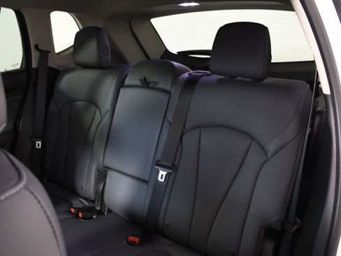 Used 2019 Buick Envision Essence AWD/4WD image 28