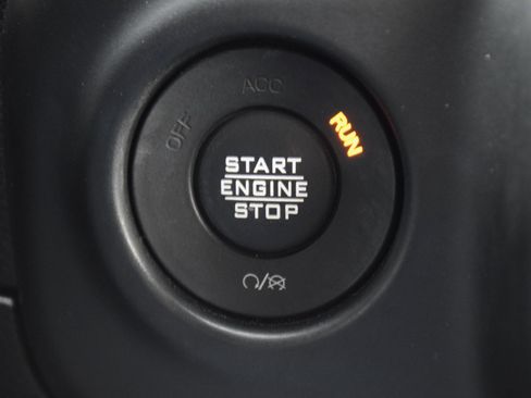 Used 2021 Jeep Wrangler Unlimited Rubicon 4xe image 16