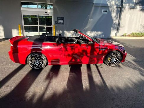 Used 2004 BMW M3 image 10