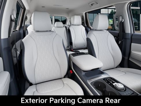 New 2026 Kia Carnival EX image 18