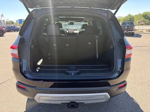 Used 2025 Honda Pilot TrailSport image 6