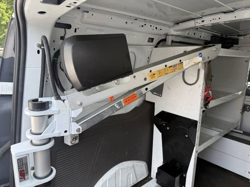 Used 2021 Ford Transit Connect XL FWD image 8