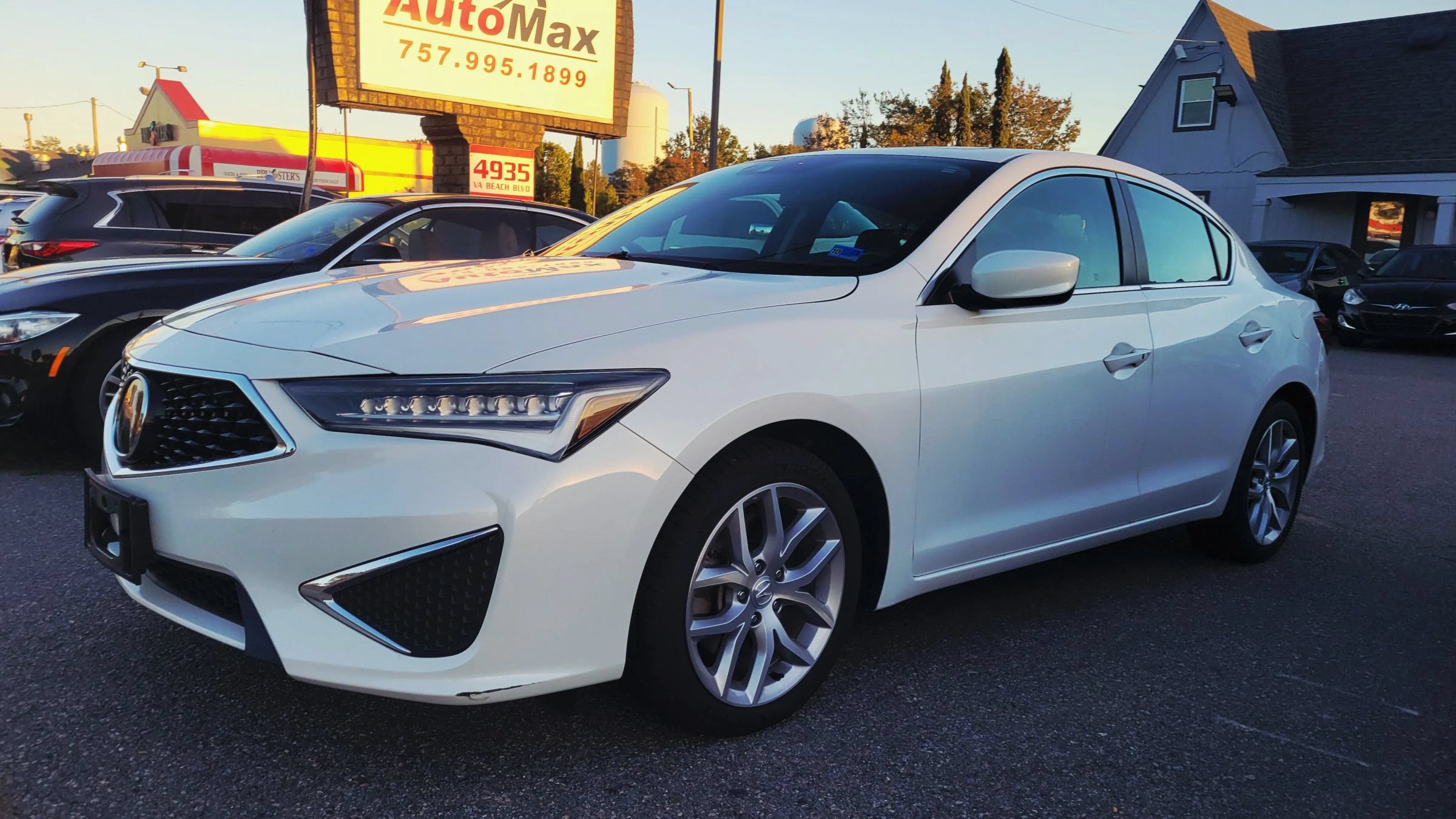 Used 2019 Acura ILX FWD image 1