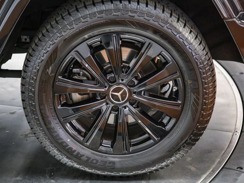 Used 2025 Mercedes-Benz G 550 image 10