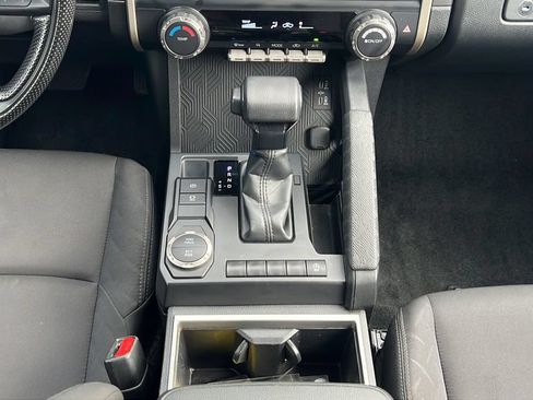 Used 2024 Toyota Tacoma SR5 RWD image 15