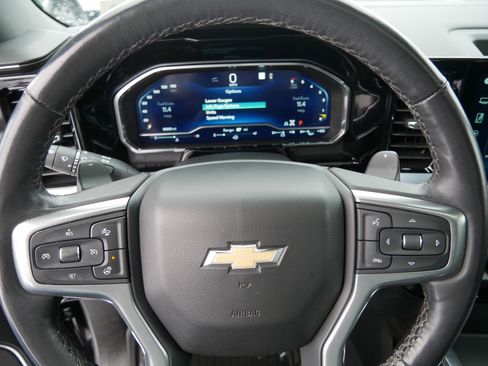 Used 2023 Chevrolet Silverado 1500 LTZ image 25