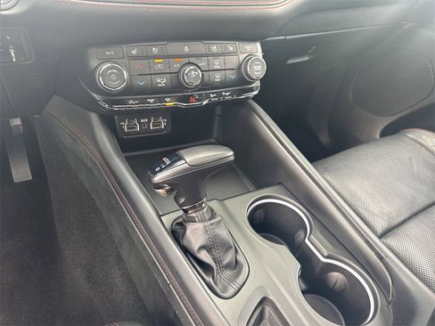 Used 2024 Dodge Durango GT image 34