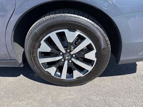 Used 2025 Honda Odyssey EX-L image 9
