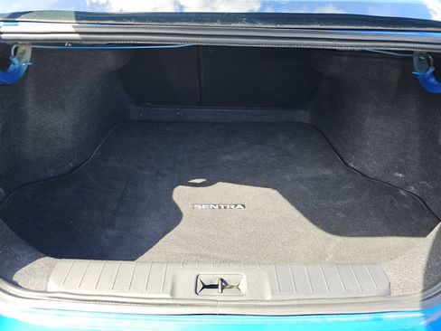 Used 2022 Nissan Sentra SV image 12