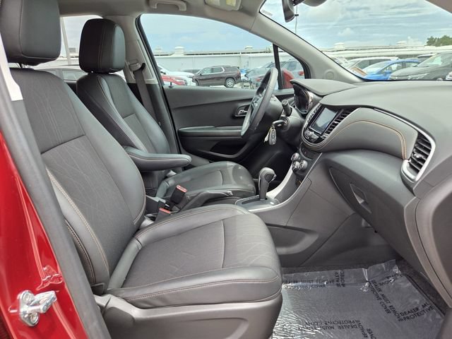 Certified 2022 Chevrolet Trax LT AWD/4WD image 19