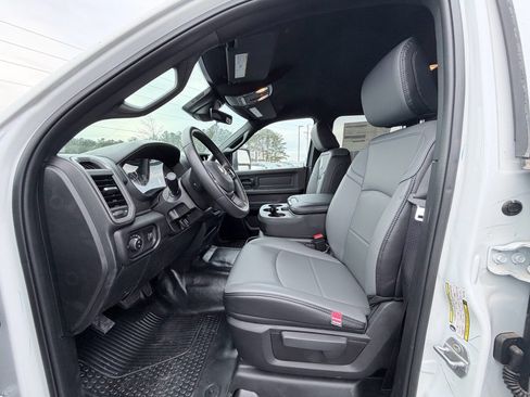 New 2026 RAM 3500 Tradesman w/ Chrome Appearance Group image 16