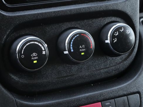 Used 2018 RAM ProMaster 1500 FWD image 30