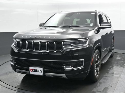 Used 2024 Jeep Wagoneer Series III AWD/4WD image 6