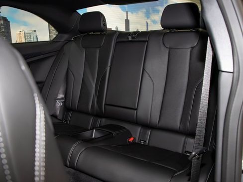 Used 2025 BMW 230i xDrive Coupe image 21