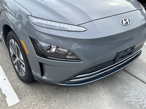 Used 2023 Hyundai Kona SE w/ Cargo Package image 15