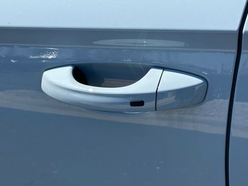 New 2026 Volkswagen Taos SE AWD/4WD image 15