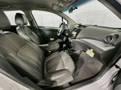 Used 2015 Chevrolet Spark LT FWD image 27