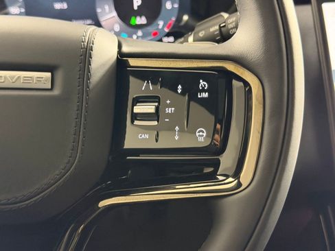 New 2026 Land Rover Range Rover Velar Dynamic SE image 18