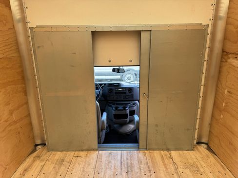 Used 2023 Ford E-450 and Econoline 450 Super Duty w/ Power Windows & Locks Group RWD image 18