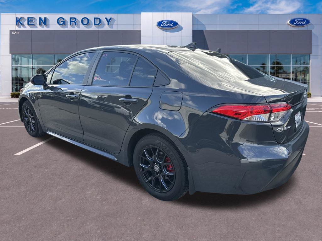 Used 2026 Toyota Corolla LE FWD image 6