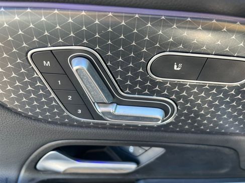 Certified 2025 Mercedes-Benz GLB 250 4MATIC image 20