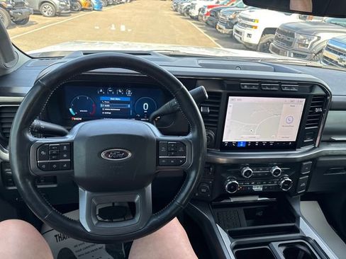 Used 2024 Ford F250 Lariat w/ Lariat Ultimate Package AWD/4WD image 10