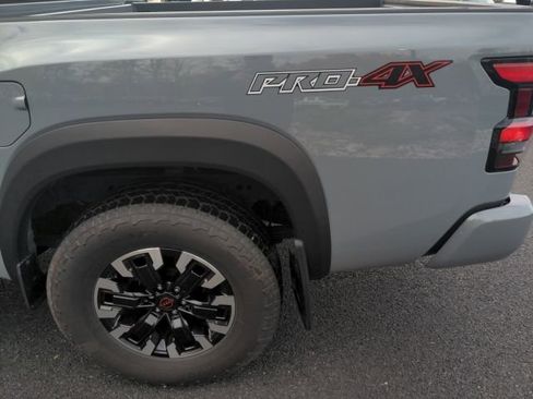 Used 2024 Nissan Frontier PRO-4X w/ Pro Convenience Package image 8