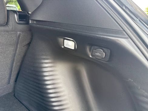 Certified 2025 Honda HR-V Sport image 43