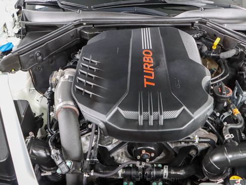 Used 2022 Kia Stinger GT1 RWD image 28