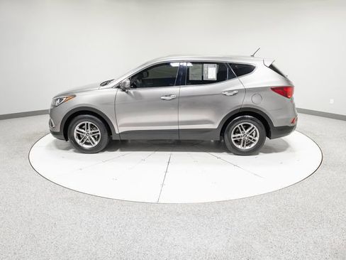 Used 2018 Hyundai Santa Fe Sport FWD image 30