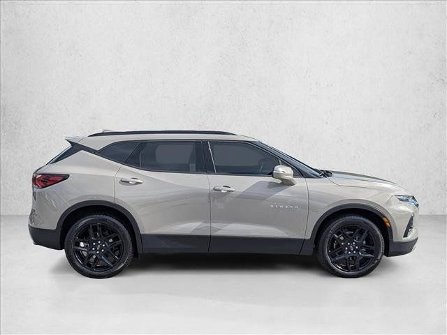 Used 2021 Chevrolet Blazer LT FWD image 4