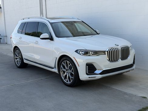 Used 2019 BMW X7 xDrive40i w/ Luxury Seating Package AWD/4WD image 8