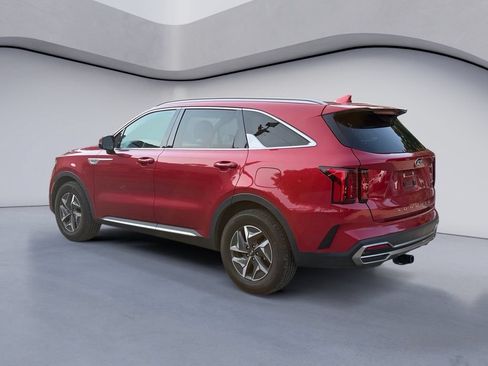Used 2021 Kia Sorento EX FWD image 4