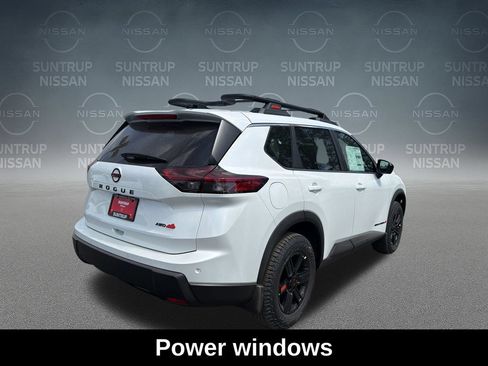 Used 2026 Nissan Rogue SV AWD/4WD image 6