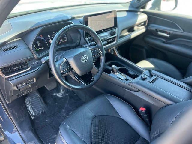 Certified 2025 Toyota Grand Highlander AWD Hybrid image 15