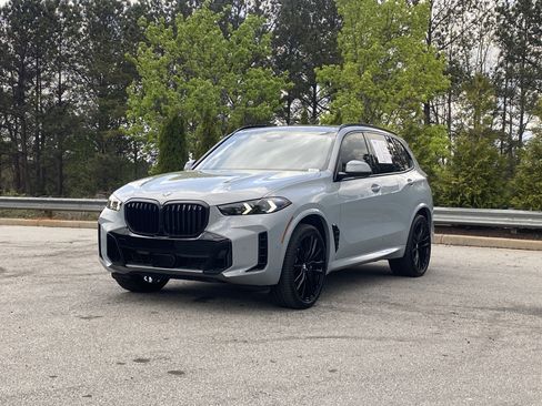 Used 2025 BMW X5 sDrive40i w/ M Sport Package image 12