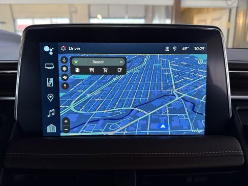 Used 2023 Chevrolet Suburban High Country image 23