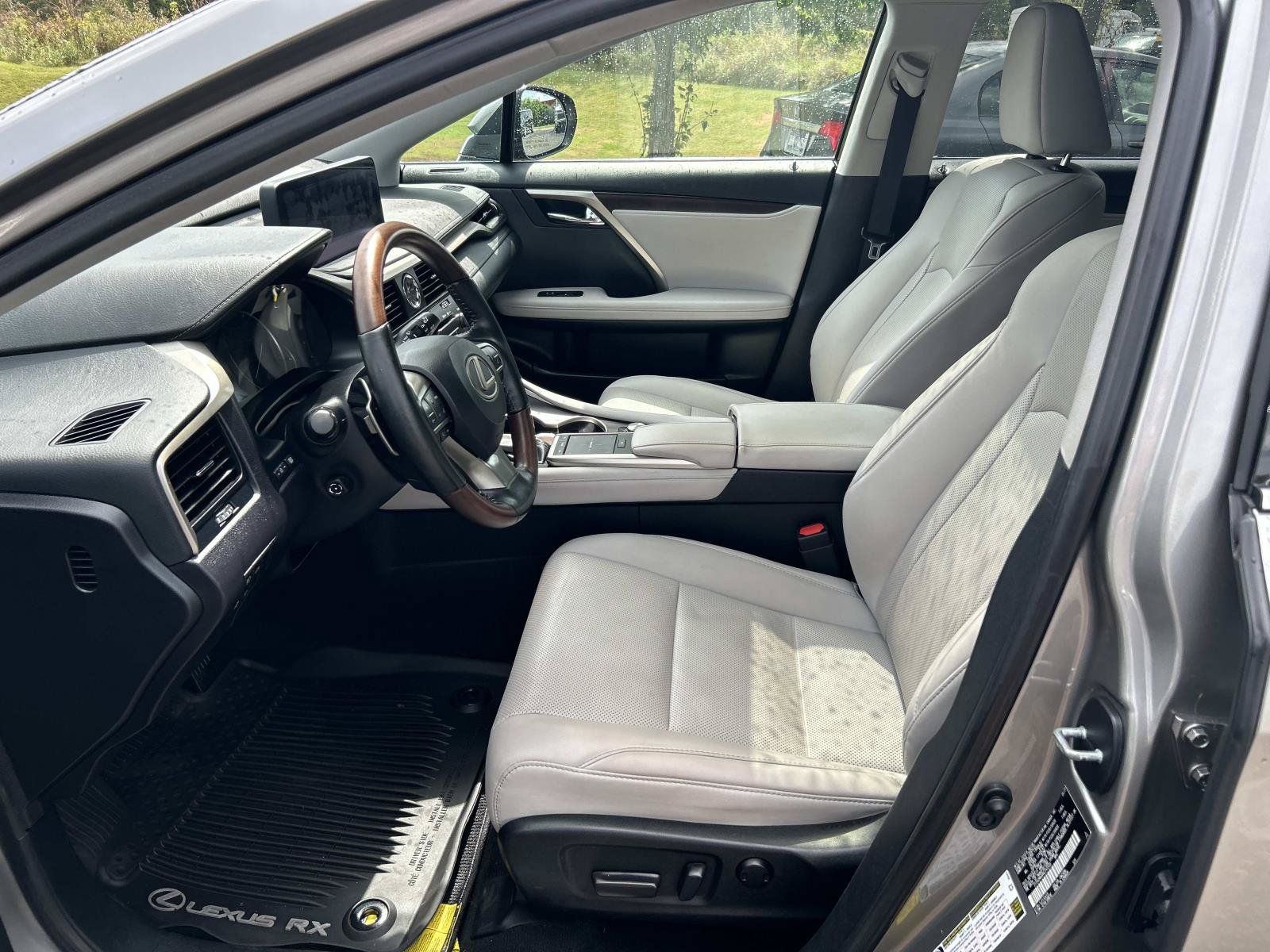 Used 2022 Lexus RX 350 FWD w/ Premium Package image 28