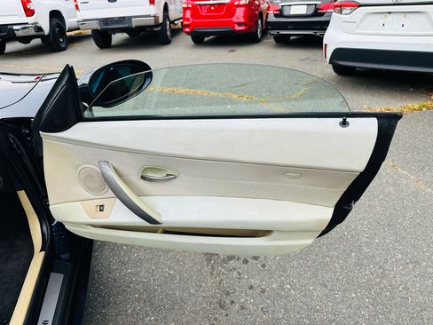 Used 2007 BMW Z4 3.0i image 22