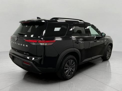 Certified 2024 Nissan Pathfinder SV AWD/4WD image 3